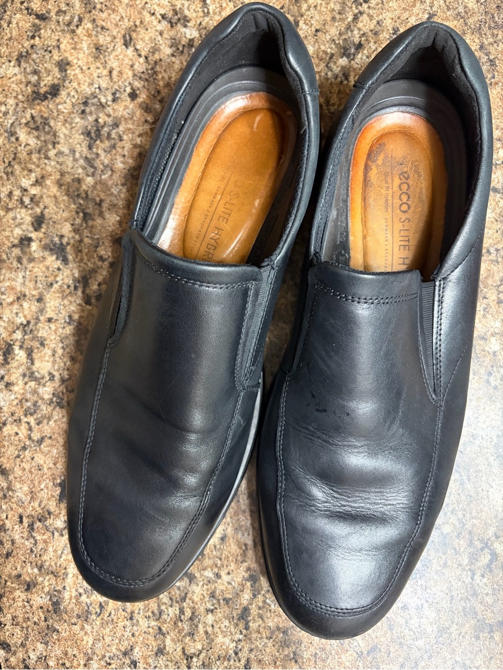 Ecco Men's Black Leather Slip-On Loafers